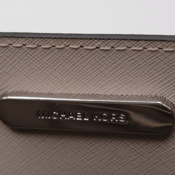 Michael Kors Mercer Color-Block Leather Cross Body - Picture 10 of 13